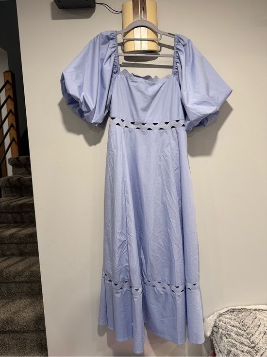entro Dresses & Skirts - entro Light Blue Puff Sleeve Midi Dress